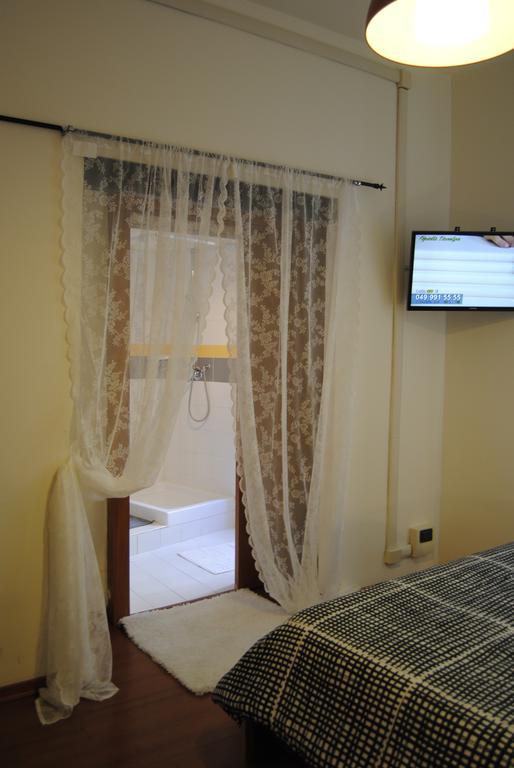 Papia Guest House Ρώμη Δωμάτιο φωτογραφία